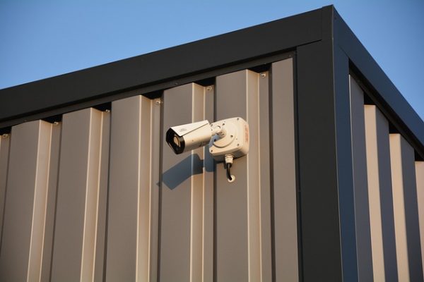 Vérification de la sécurité du garde-meuble